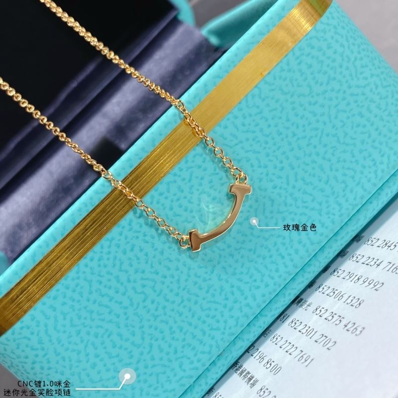 T*f*ny necklaces